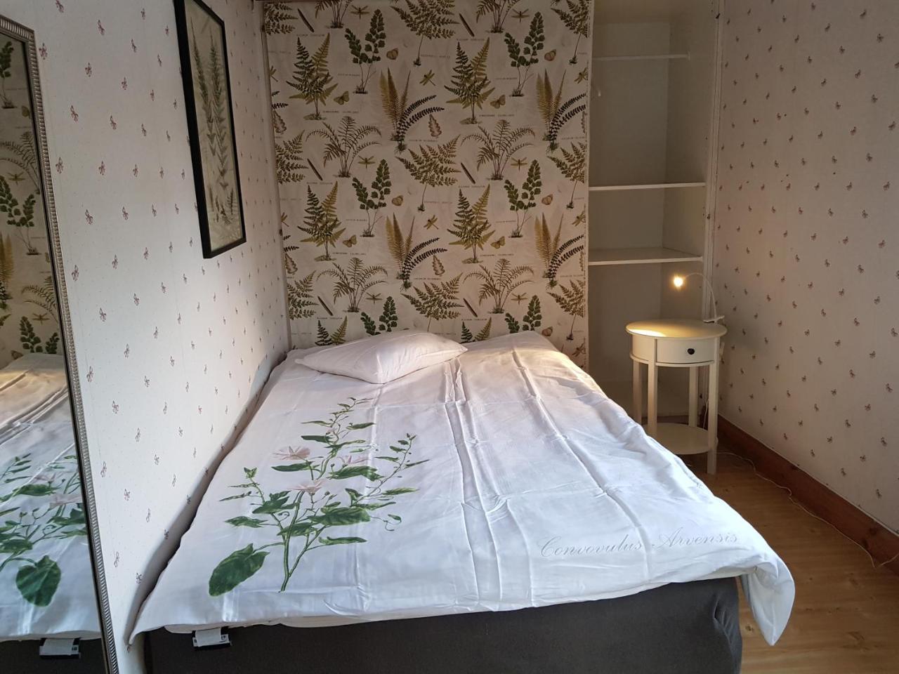 Maison d'hôtes Skoelvs Gard à Glanshammar Extérieur photo